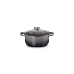 Signature Round Dutch Oven